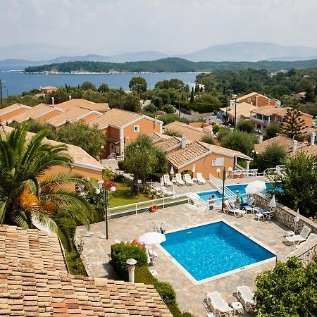 Memento Resort Kassiopi Bagian luar foto
