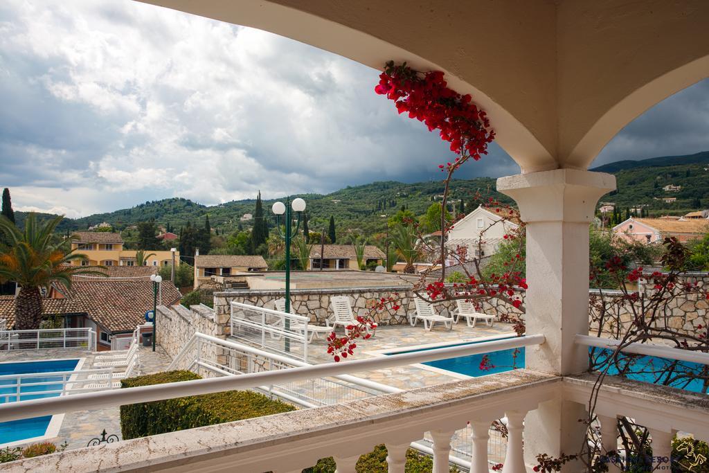 Memento Resort Kassiopi Bagian luar foto