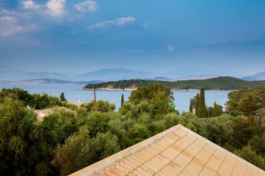 Memento Resort Kassiopi Bagian luar foto
