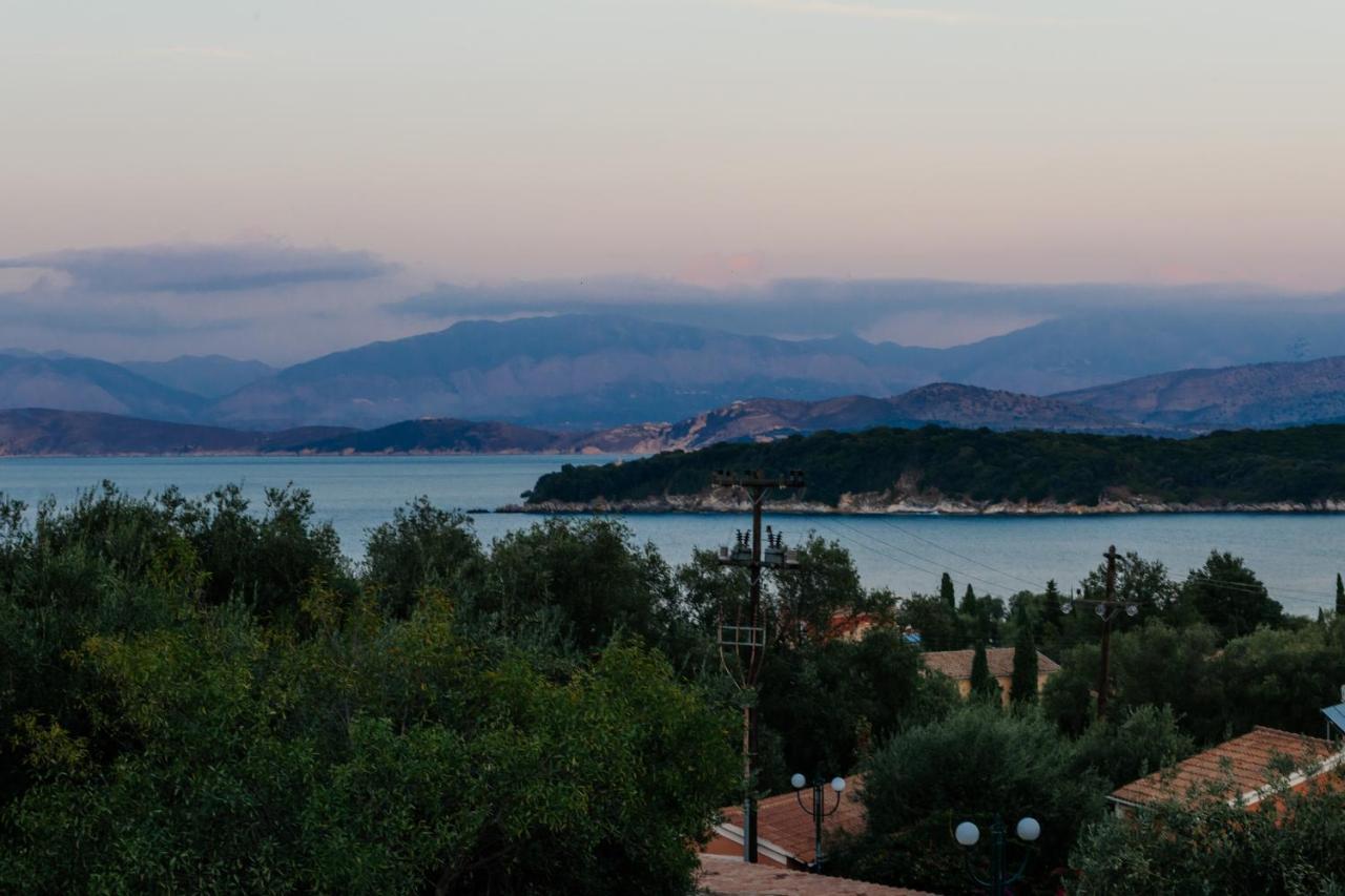 Memento Resort Kassiopi Bagian luar foto